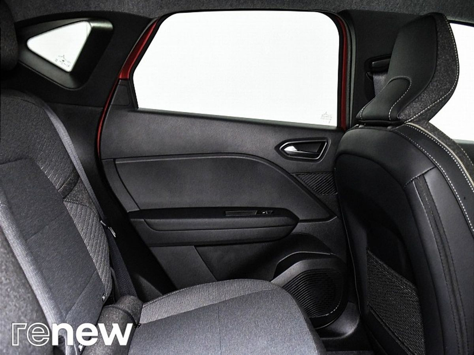 2026 Renault Captur - image 13