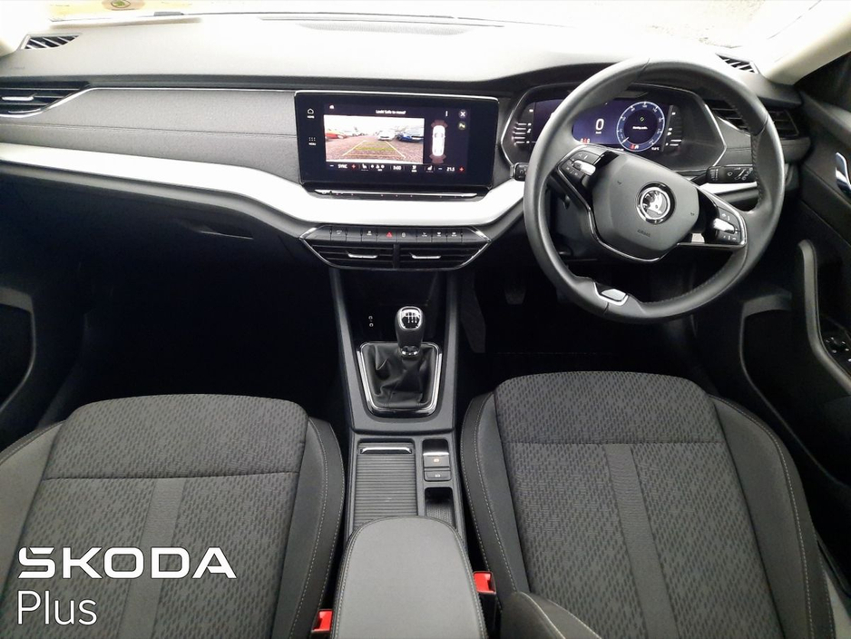 2024 Skoda Octavia - image 2