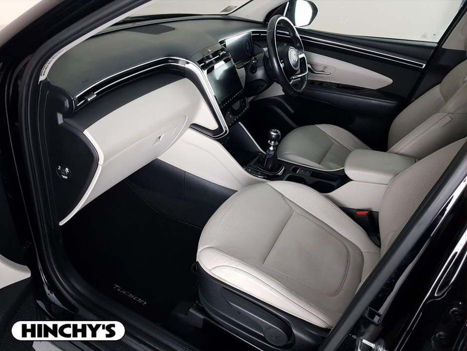 2022 Hyundai Tucson - image 4