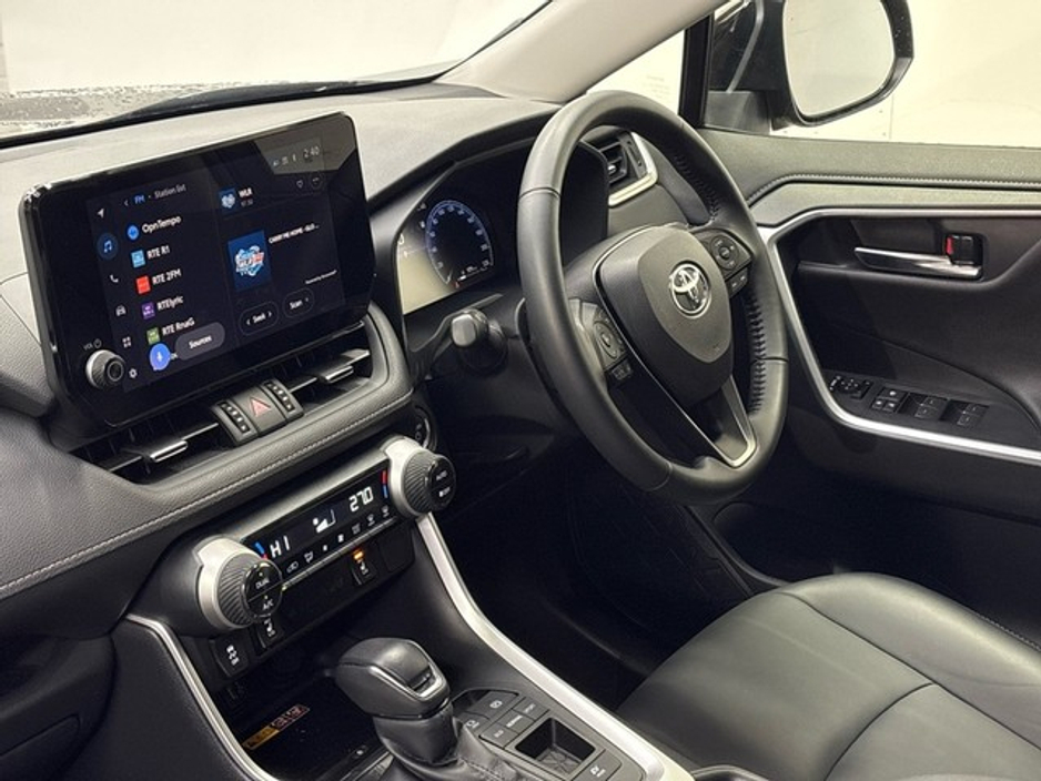 2025 Toyota Rav4 Hybrid Sol - FULL LEATHER - HIGH SPEC €47,950