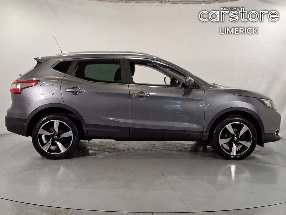 2016 Nissan Qashqai 1.5D N-Connecta €14,680