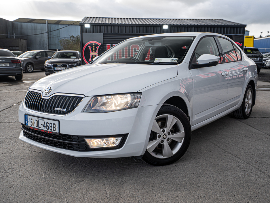 2015 Skoda Octavia - image 3