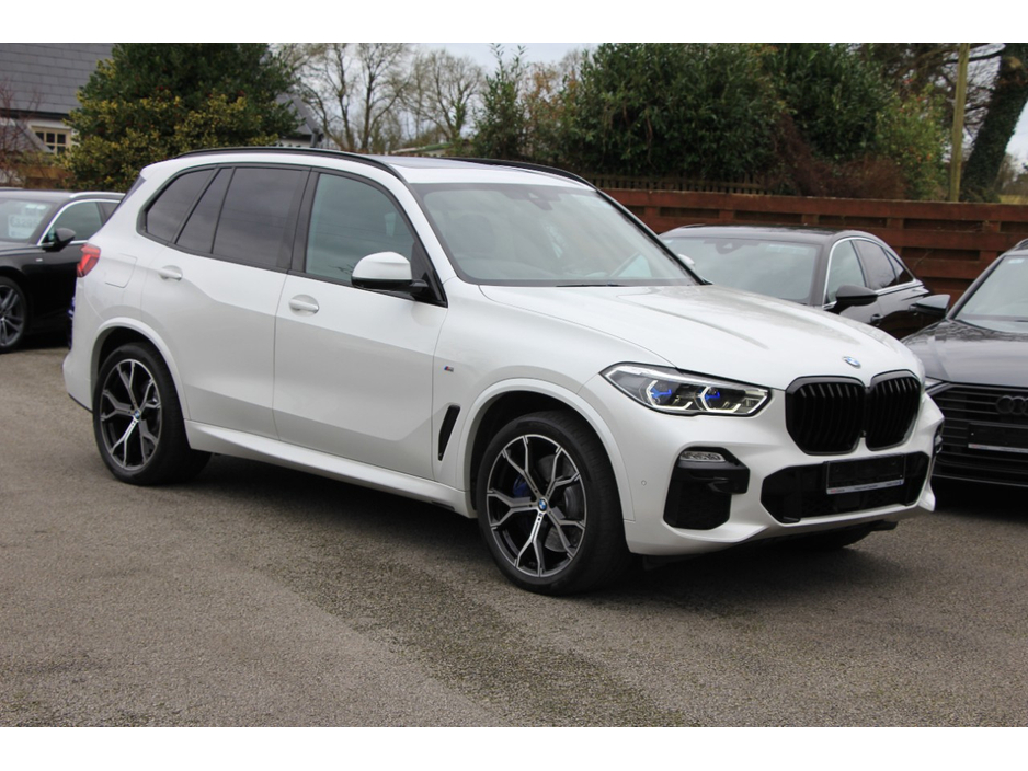 2019 BMW X5 - image 23