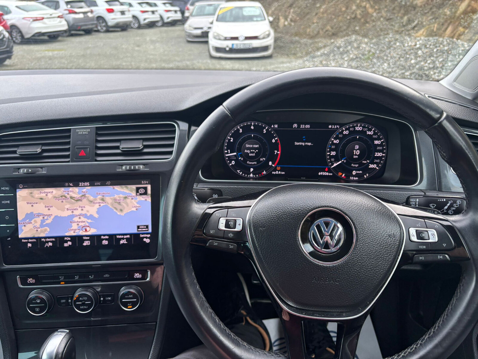 2020 Volkswagen Golf  €17,950