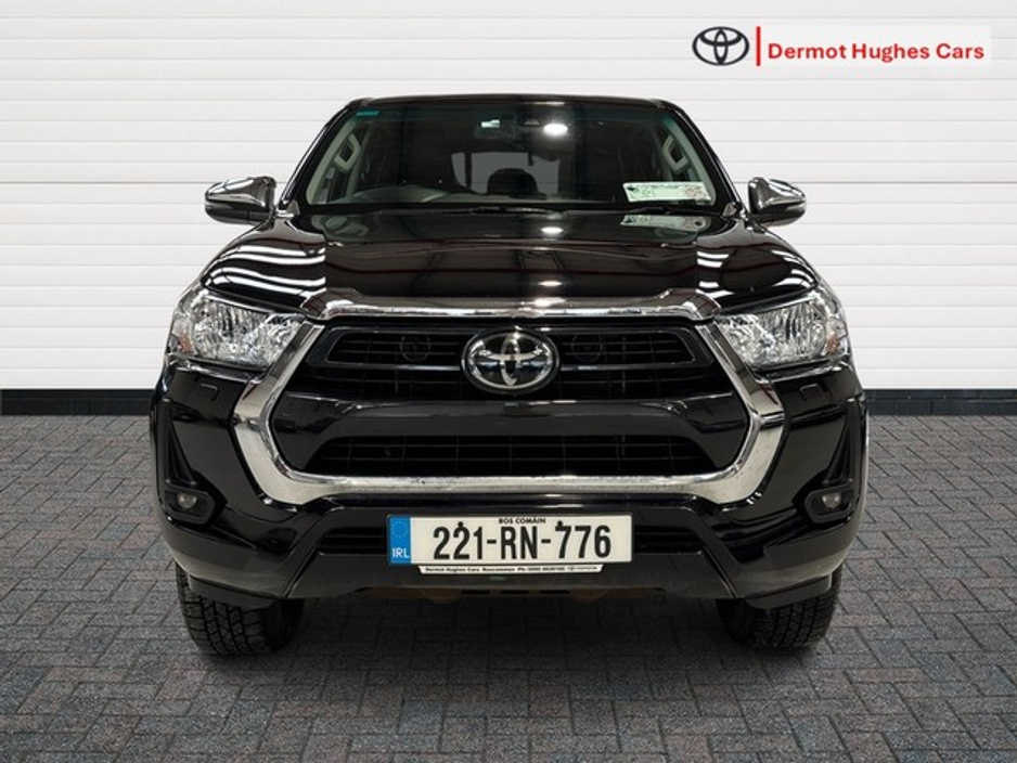 2022 Toyota Hilux 2.4 SR5 DOUBLE CAB 4DR €33,995