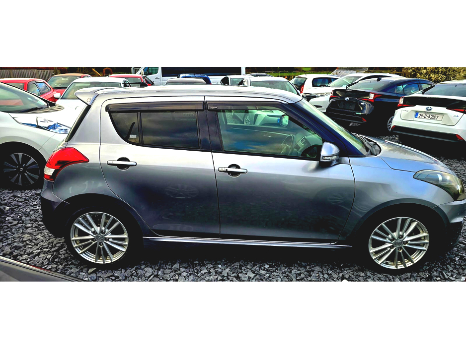 2013 Suzuki Swift - image 8