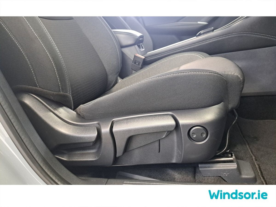 2024 Nissan Qashqai ePOWER SV PREMIUM €39,995