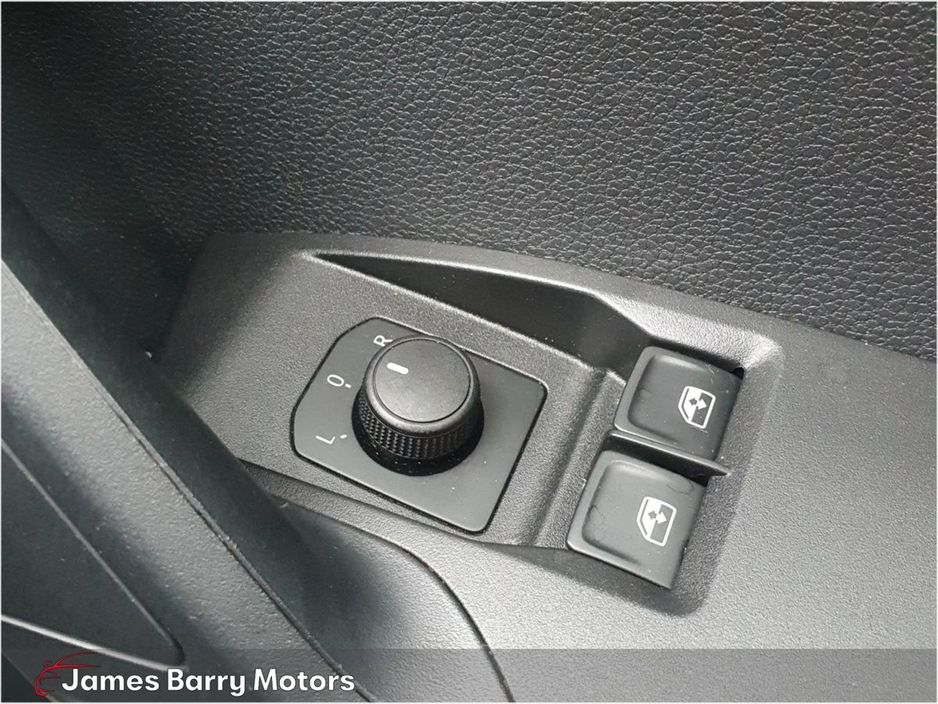 2023 SEAT Ibiza - image 23