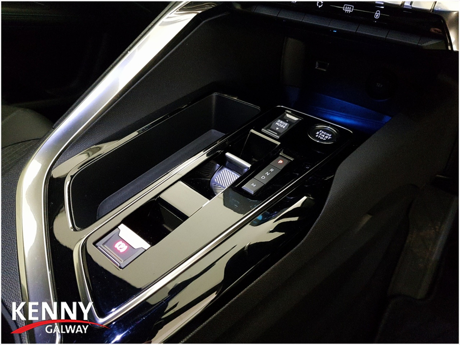 2024 Peugeot 5008 - image 35