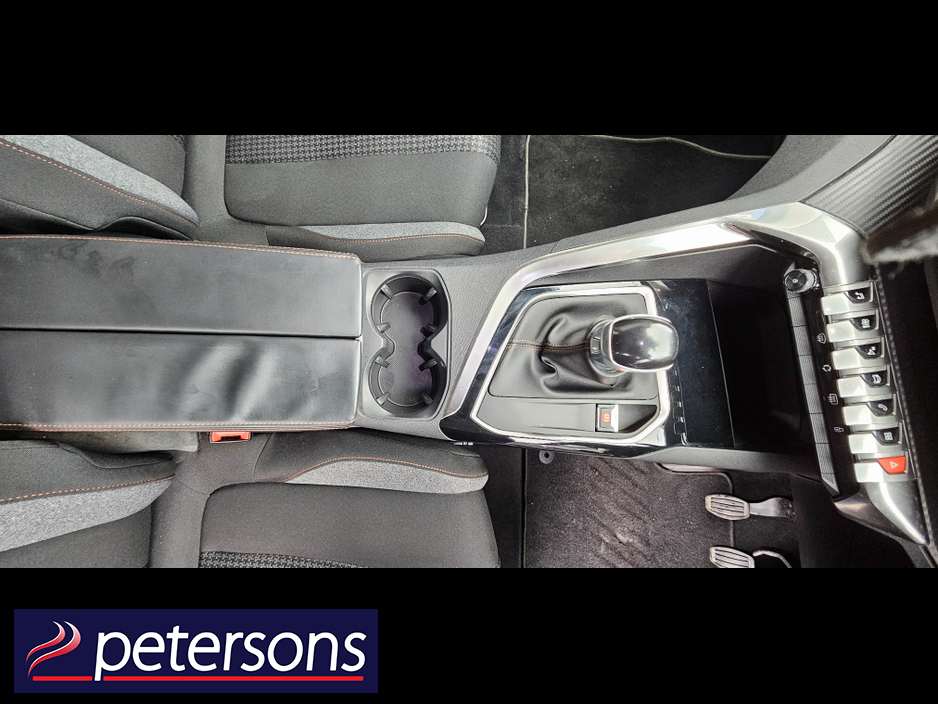 2018 Peugeot 5008 ACTIVE 1.2 130 4DR 7 SEATER €18,950