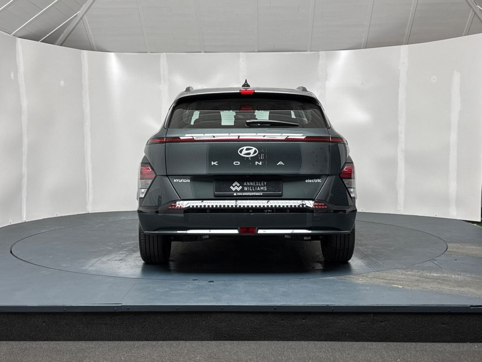 2025 Hyundai Kona - image 6