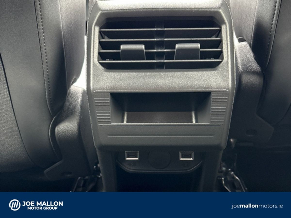 2025 Peugeot 3008 - image 29