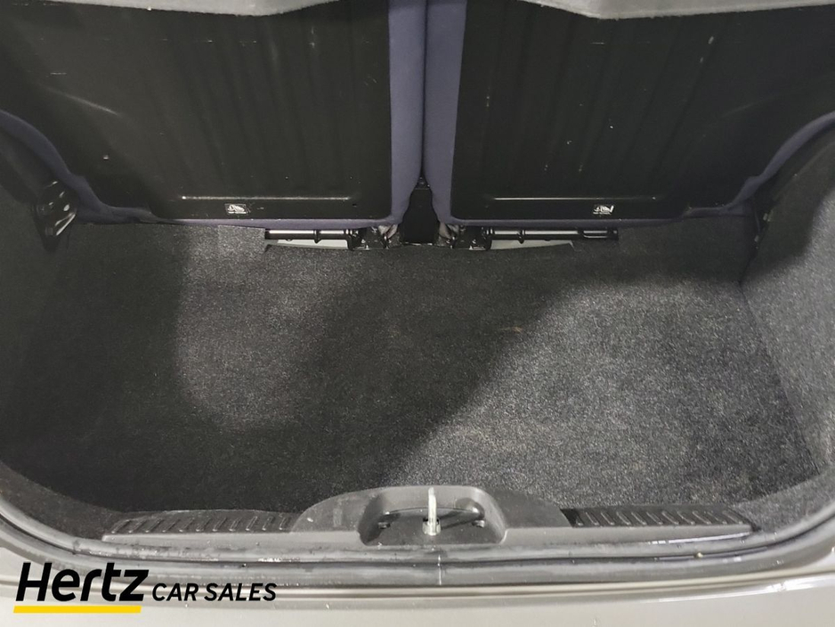 2023 Fiat 500 - image 17