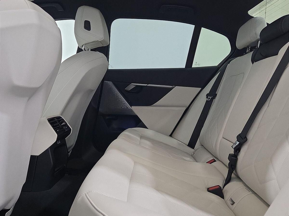 2025 BMW i5 - image 11