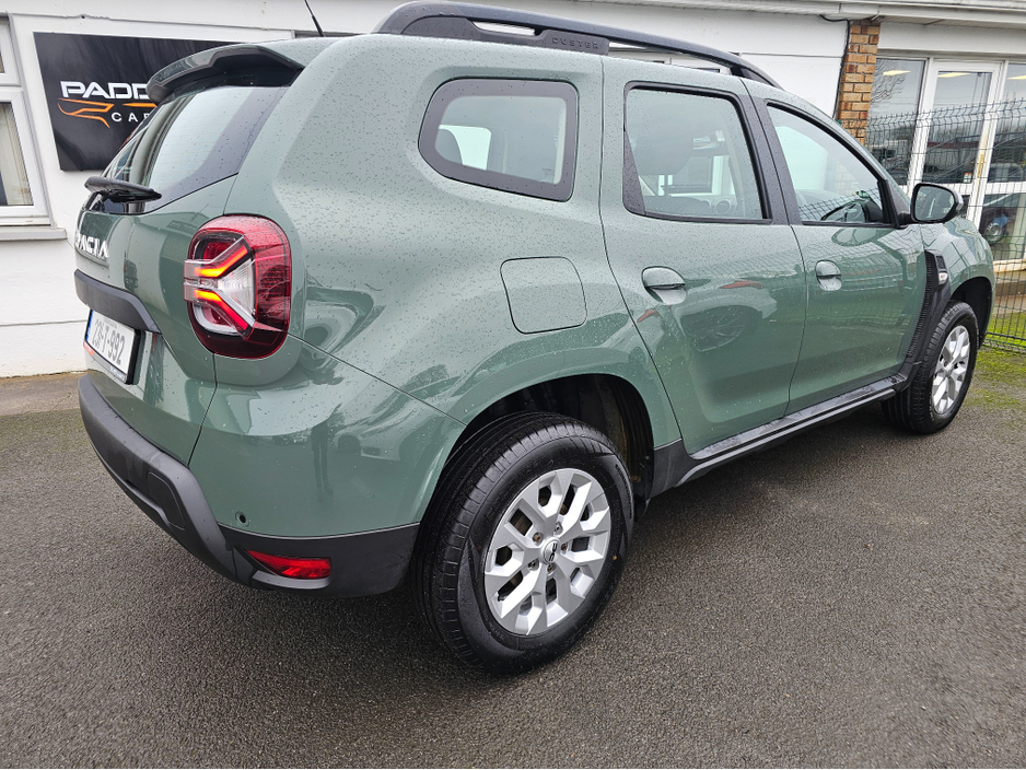2023 Dacia Duster - image 7