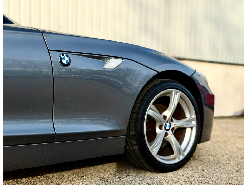 2012 BMW Z4 - image 7