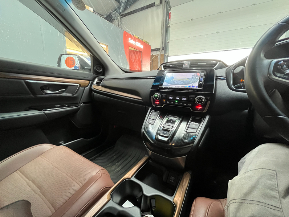 2019 Honda CR-V €27950 2019 HONDA CR-V EX MASTERPIECE 2.0 AUTOMATIC / CRUISE CONTROL / REVERSE CAMERA / ELECTRIC MEMORY & HEATED SEATS / HEATED REAR SEATS / PADDLE SHIFTERS €27,950