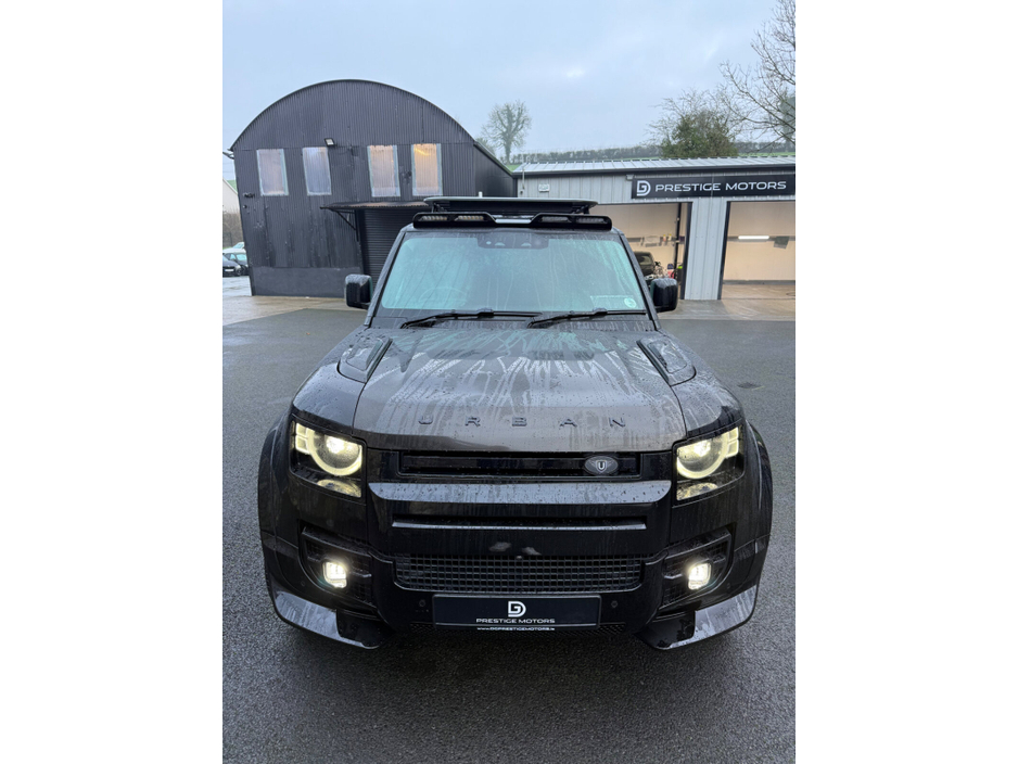 2021 Land Rover Defender 110 2.0D SD4 SE €63,995