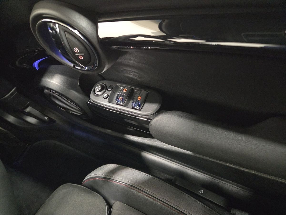 2024 MINI Convertible John Cooper Works €47,950