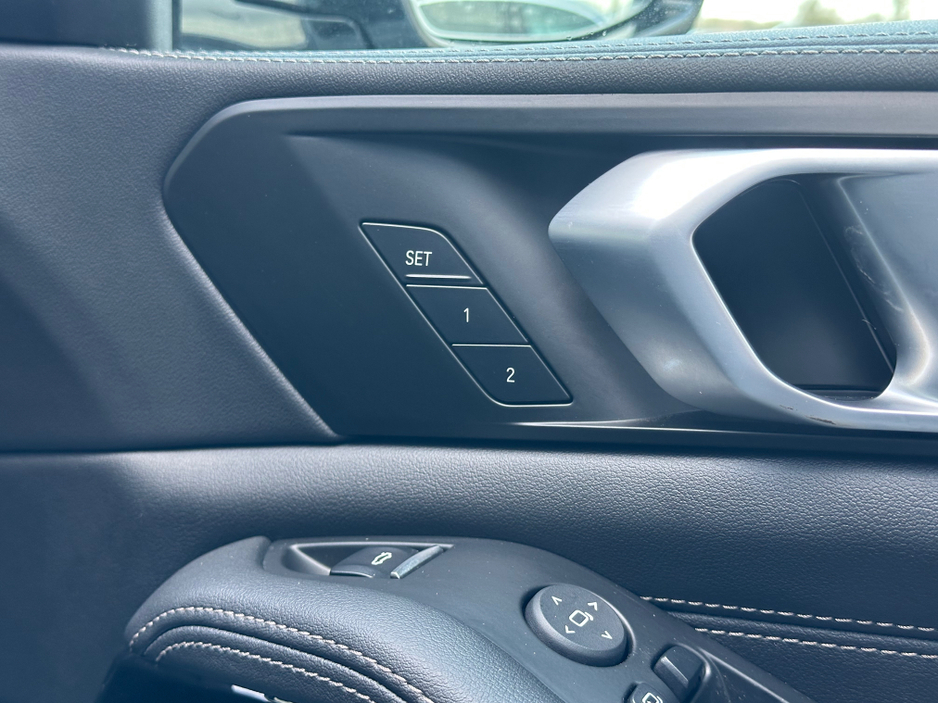 2025 BMW X5 ++TECH PACK++ XDRIVE50E M SPORT AUTO €102,950