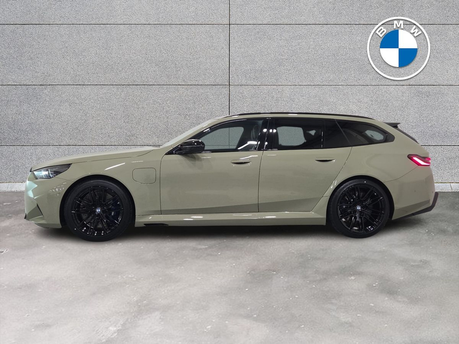 2026 BMW M5 - image 3