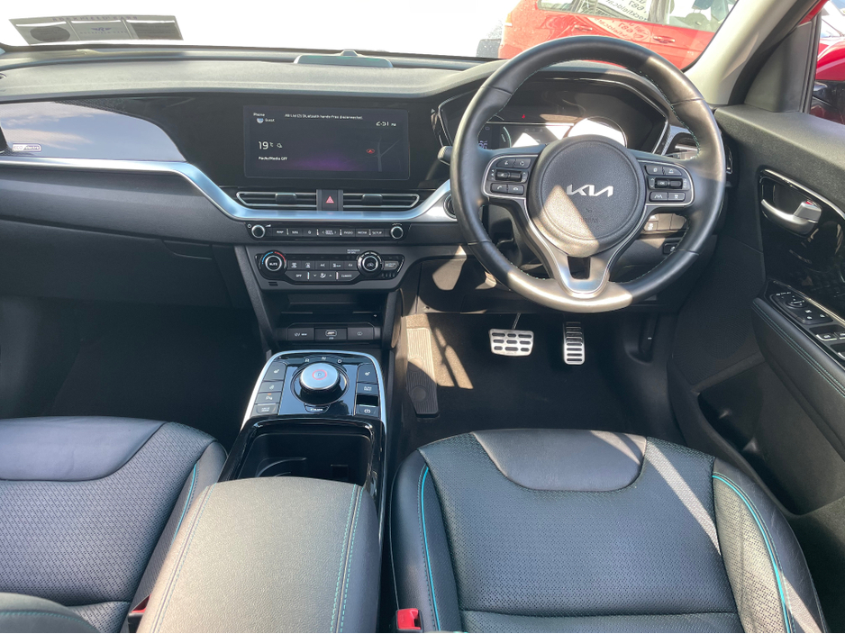 2022 Kia e-Niro - image 15