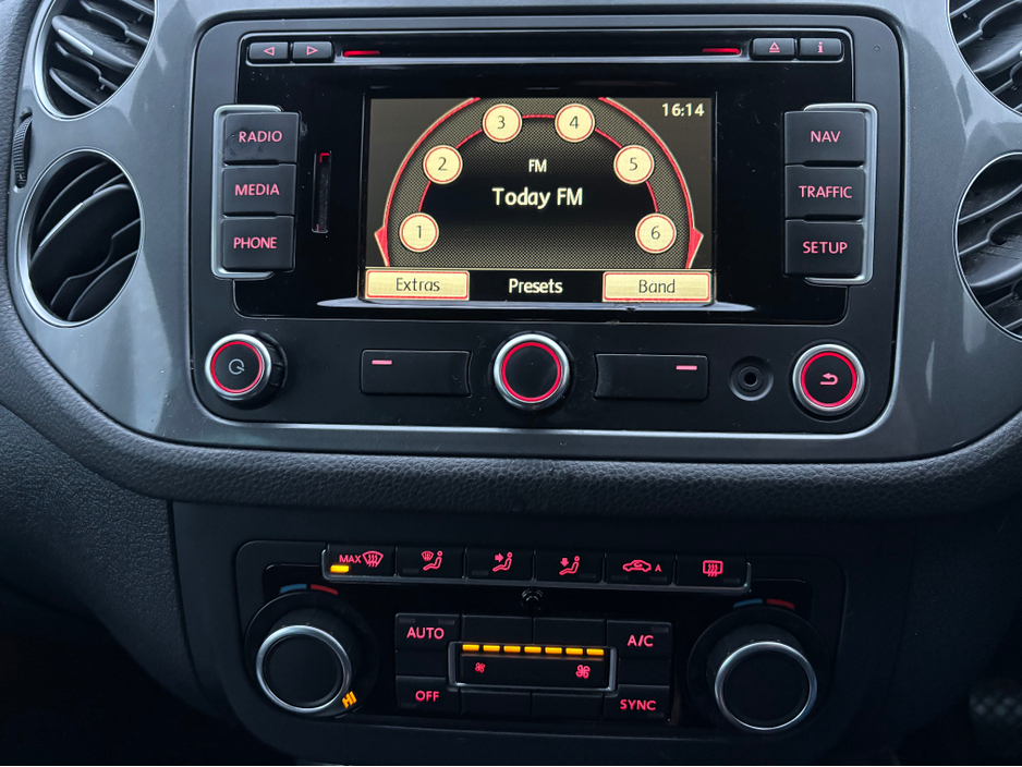 2015 Volkswagen Tiguan 2.0 TDI MATCH BLUEMOTION 2WD 1 140PS 5DR €10,250