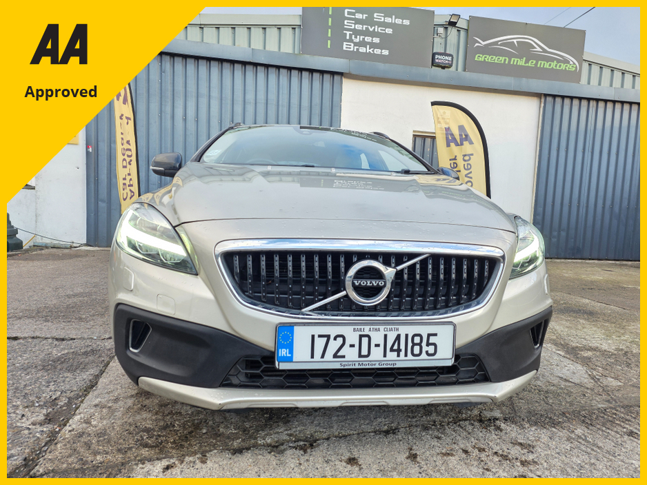 2017 Volvo V40 CROSS * ONLY 49K MILES * D2 2.0 DIESEL * €16,995