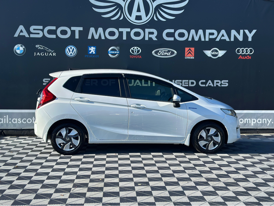 2015 Honda Fit - image 8