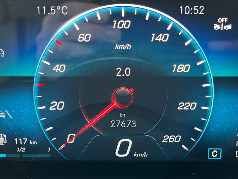 2022 Mercedes-Benz GLA Class - image 9