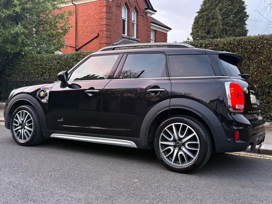 2017 MINI Hatch - image 6