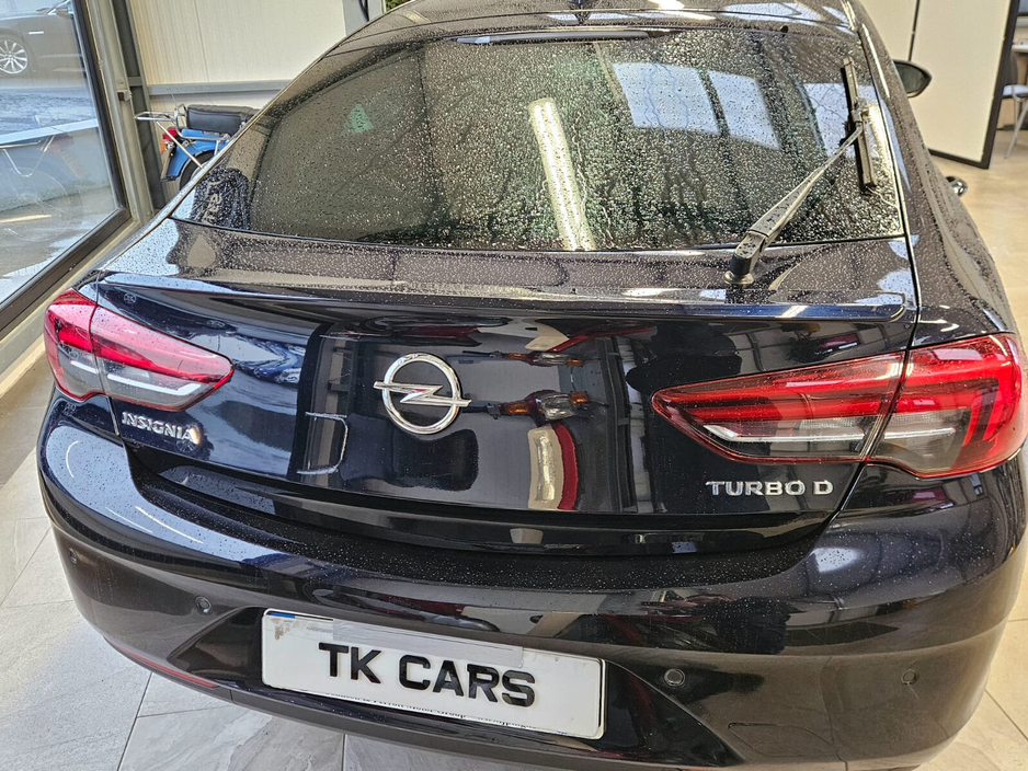 2017 Opel Insignia 1.6 (136PS) Turbo D ecoTEC SRi €10,950