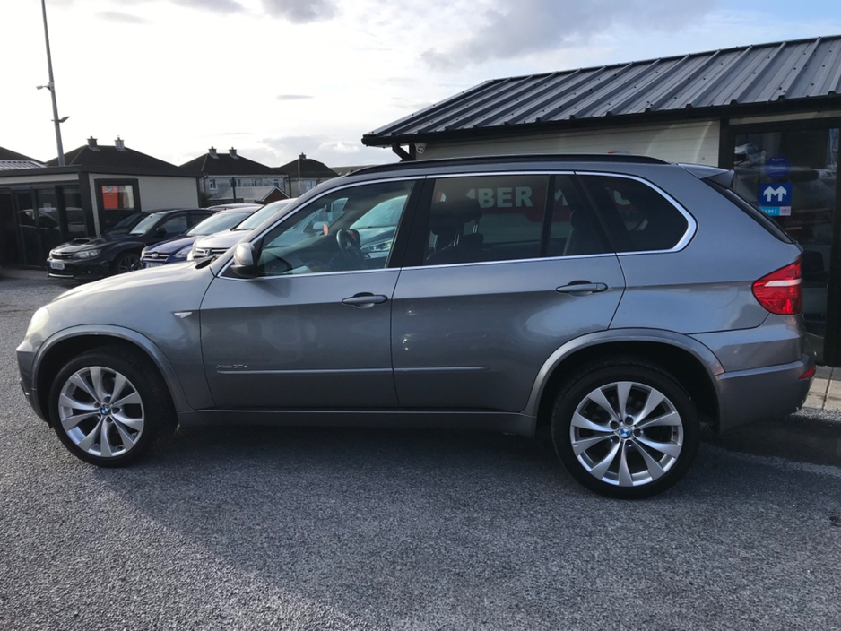 2009 BMW X5 - image 14