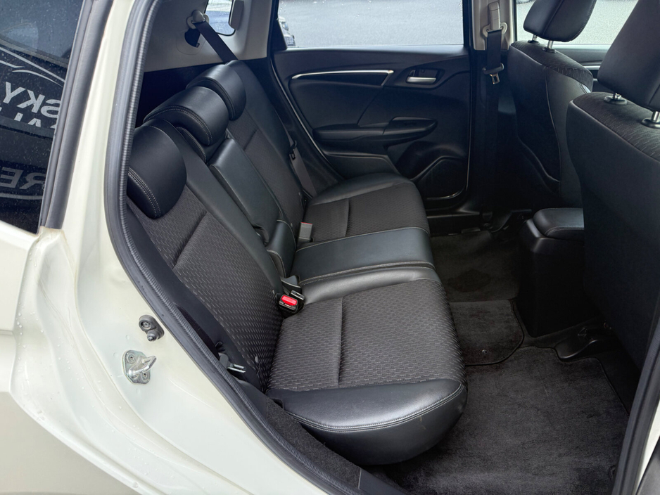 2015 Honda Fit - image 22