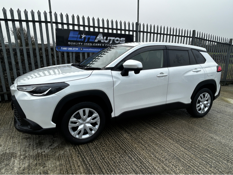 2022 Toyota Corolla Cross Self Charging Hybrid €29,995