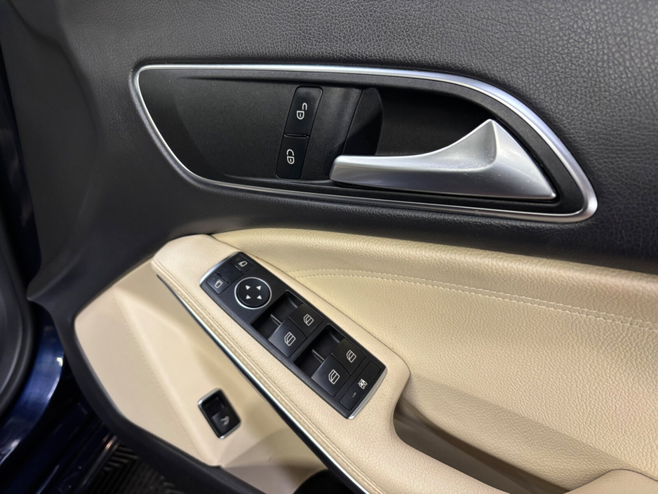 2018 Mercedes-Benz CLA Class - image 10