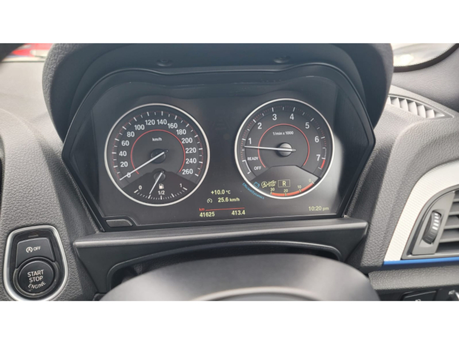 2015 BMW 1 Series - image 15