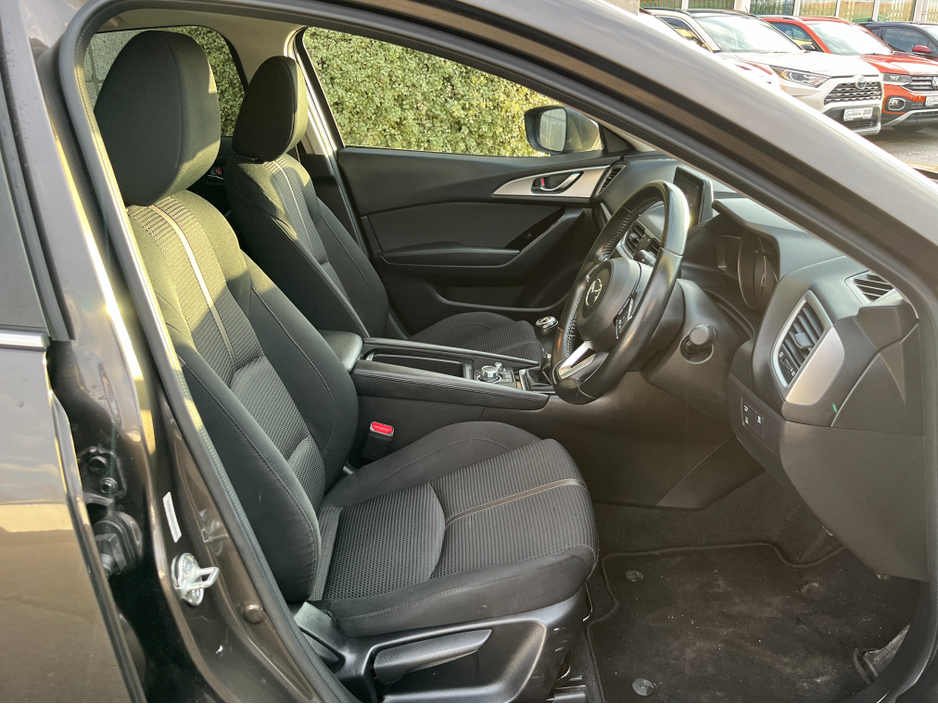 2019 Mazda Mazda3 EXECUTIVE SE 1.5 PETROL //HEATED SEATS//CARPLAY// €12,950