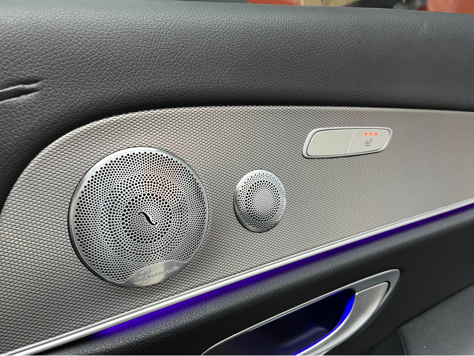 2018 Mercedes-Benz E Class 2018 MERCEDES-BENZ E220D AVANTGARDE 2.0 AUTOMATIC / CRUISE CONTROL / 360° PARKING CAMERA / ELECTRIC MEMORY HEATED FRONT AND REAR SEATS / PADDLE SHIFTERS / APPLE CARPLAY / AMBIENT LIGHTS