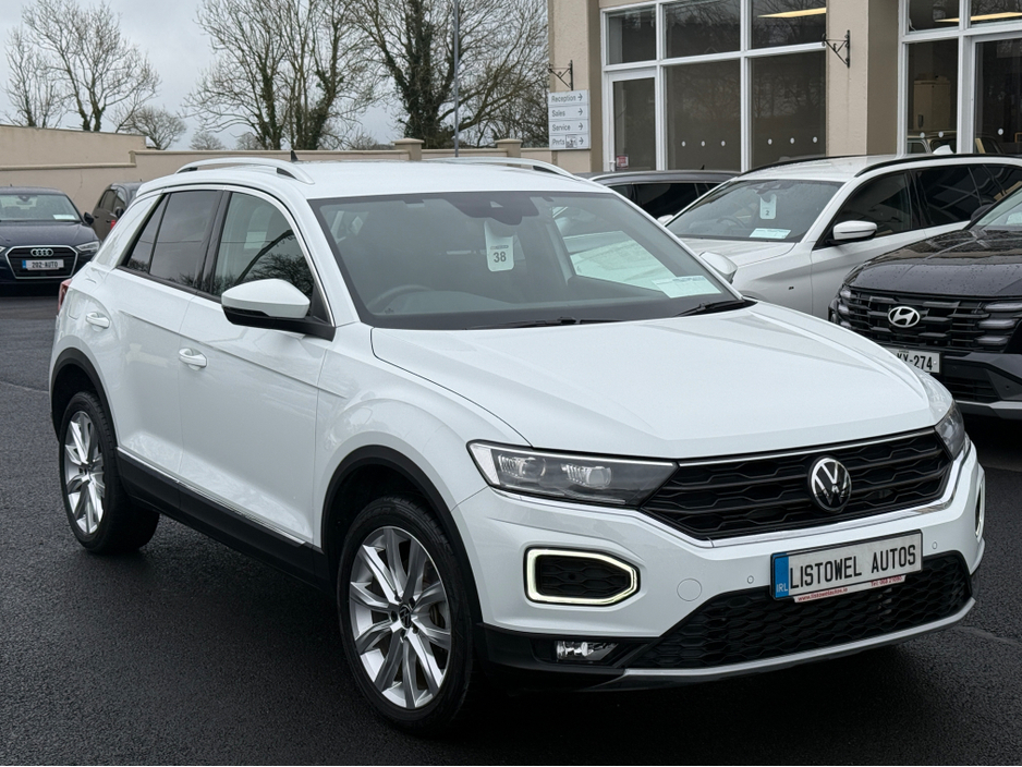 2022 Volkswagen T-Roc STYLE 2.0 150BHP AUTO * REAR VIEW CAMERA, PARKING SENSORS FRONT & REAR, APPLE CARPLAY//ANDROID AUTO, ADAPTIVE CRUISE CONTROL, ISOFIX CHILD SEAT ANCHOR, DUAL ZONE CLIMATE CONTROL, 2 YEAR NEW NCT * €30,950