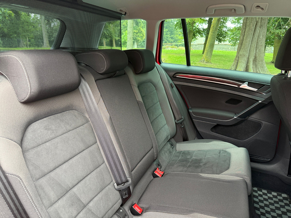 2018 Volkswagen Golf - image 14