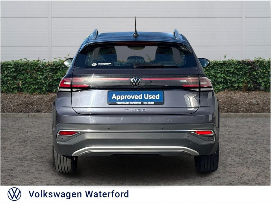 2022 Volkswagen Taigo - image 4