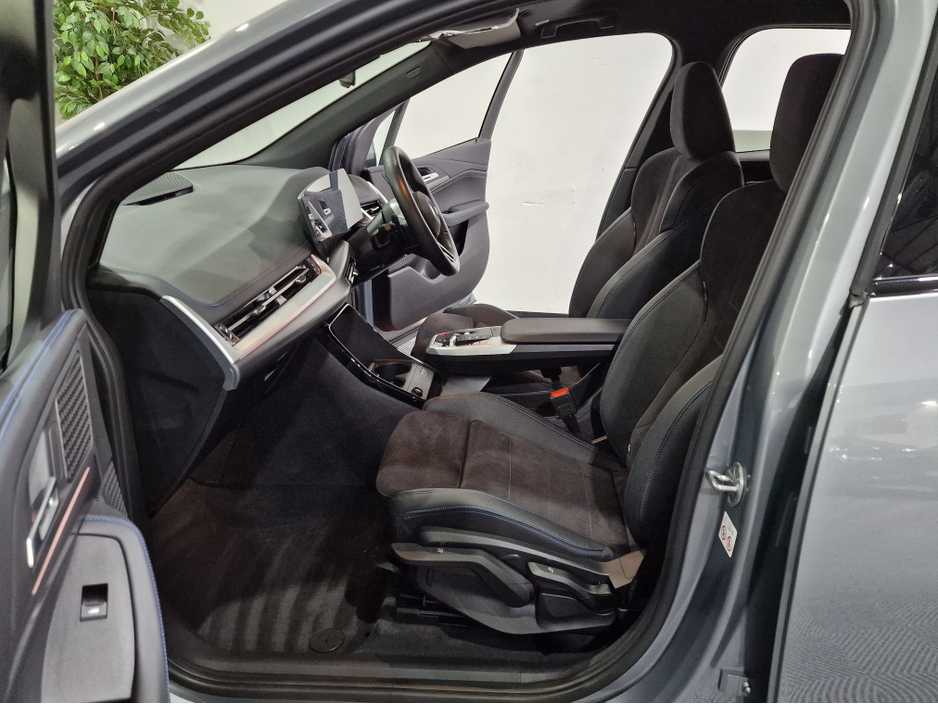 2023 BMW 2 Series ACTIVE TOURER 225E M SPORT (PLUG IN HYBRID) X-DRIVE AUTOMATIC **ONE OWNER / APPLE CARPLAY / CRUISE CONTROL / COMFORT ACCESS / HEATED FRONT SEATS / SAT NAV / REVERSE CAMERA / WIRELESS PHONE CHARGING** €35,900