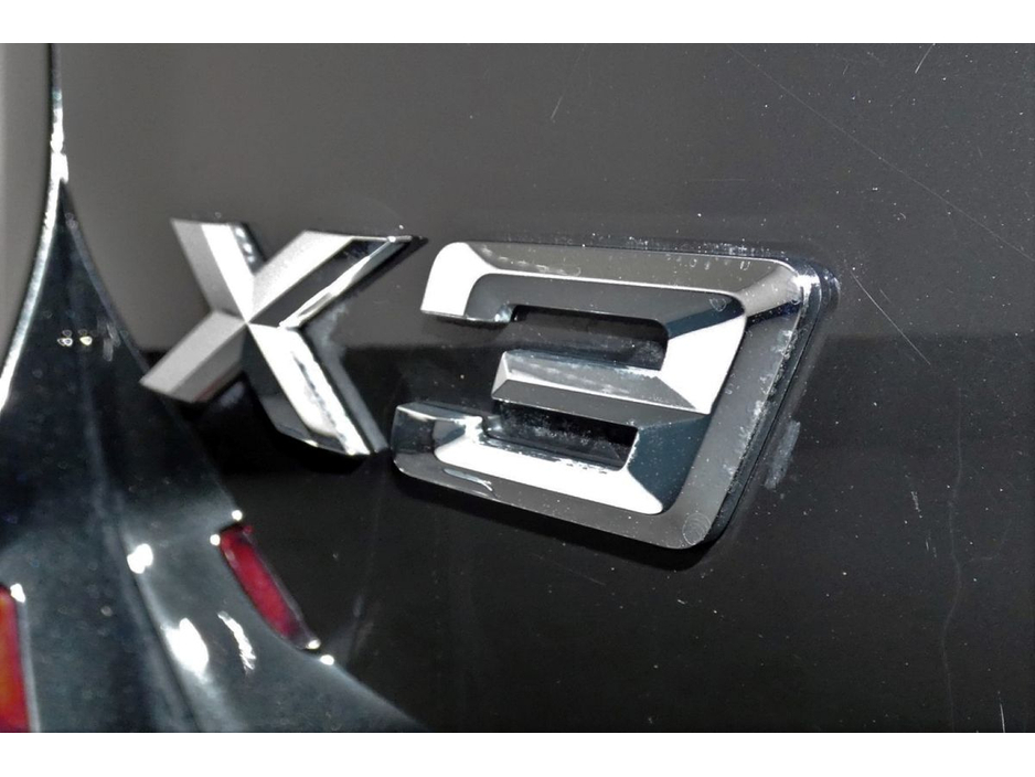 2020 BMW X3 - image 17