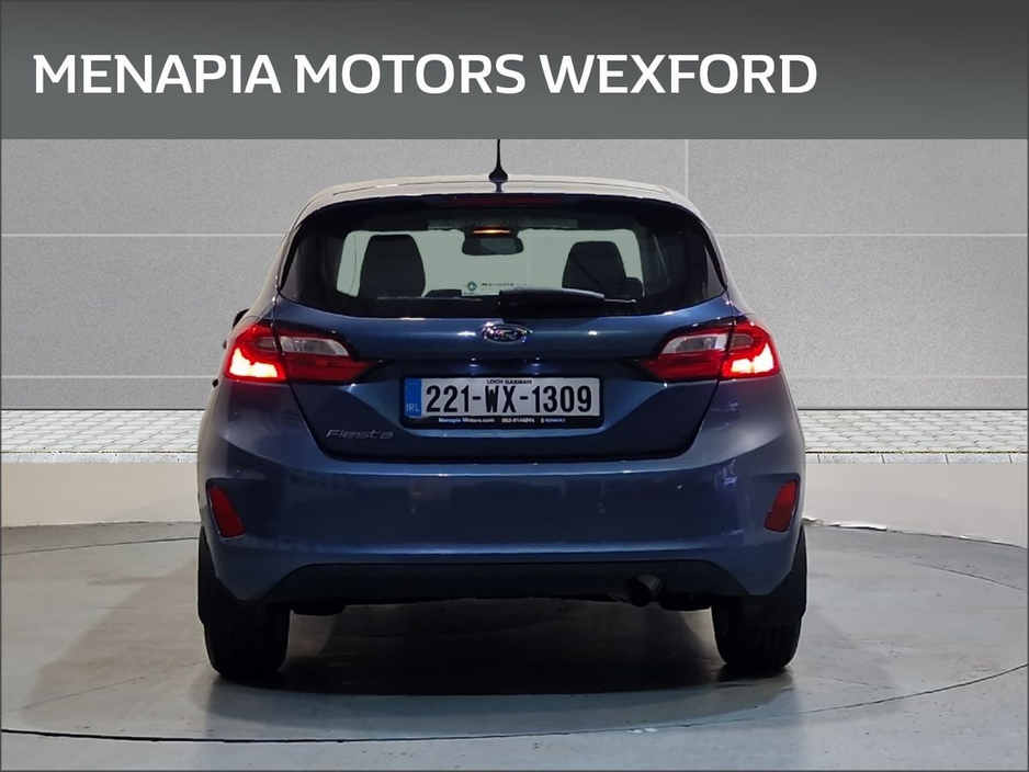 2022 Ford Fiesta - image 11