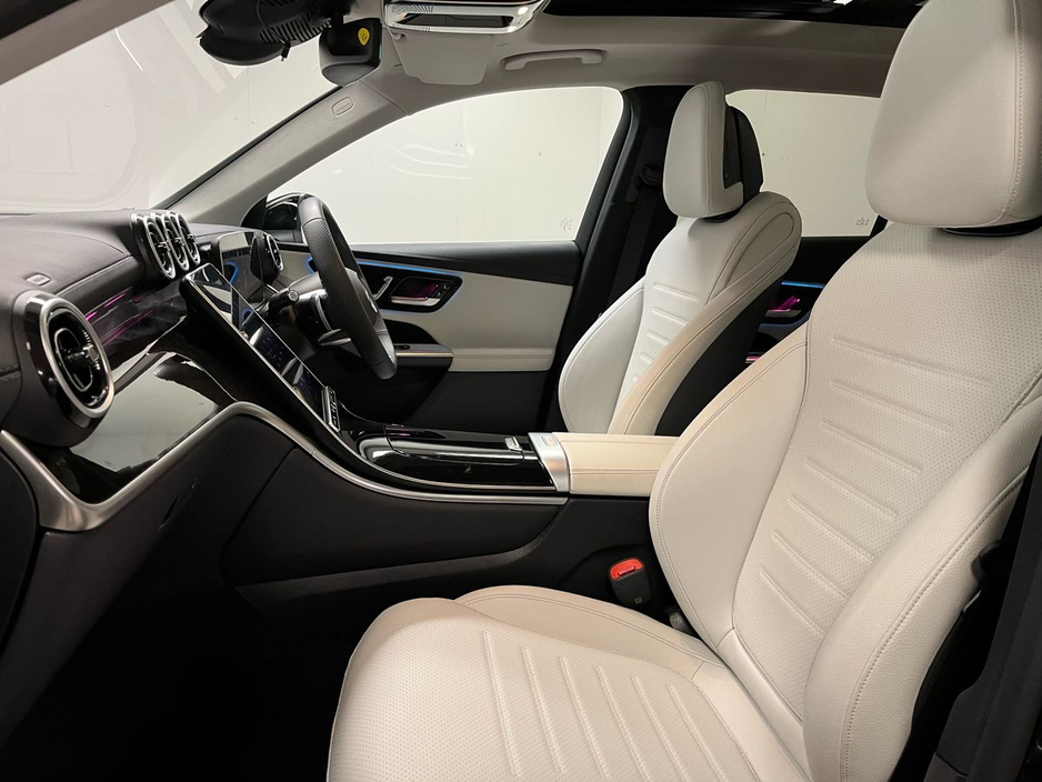 2023 Mercedes-Benz GLC Class 220d AMG 4Matic - 19 Inch Alloys - Reversing Camera - Ambient Lighting - Sat Nav - Climate Control - Electric Heated Memory Seats - Cruise Control - Apple CarPlay/Android Auto