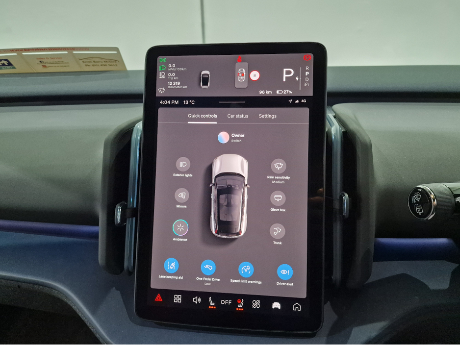 2024 Volvo EX30 - image 25