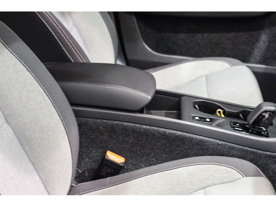 2023 Volvo XC40 RECHARGE T4 CORE 1.5 PHEV €36,899