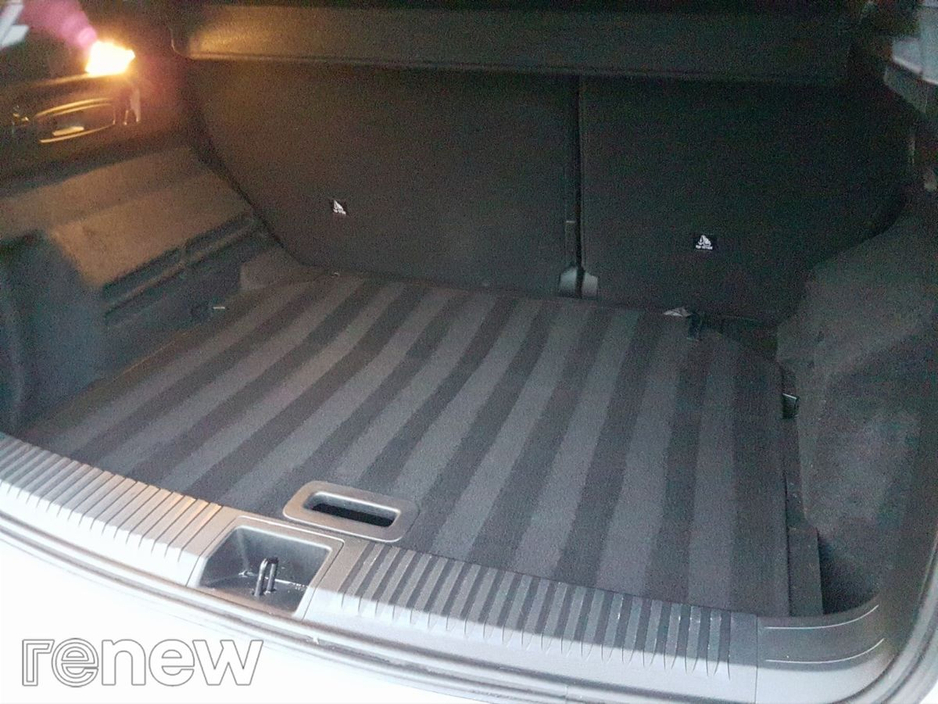 2025 Renault Austral - image 12