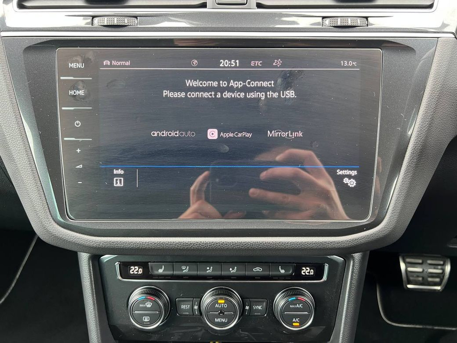 2019 Volkswagen Tiguan - image 7